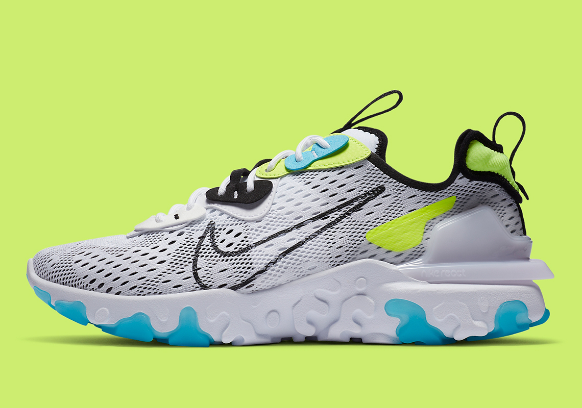 Nike React Vision Worldwide Ct2927 100 1