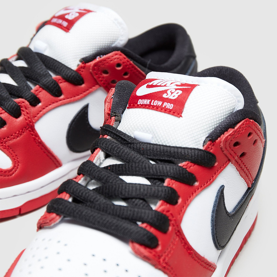 Nike Sb Dunk Low Chicago 2