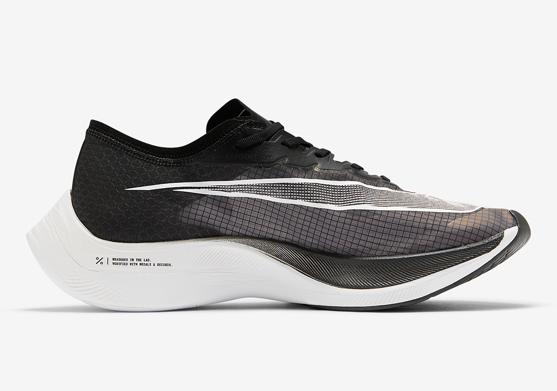 Nike Zoomx Vaporfly Next Black White Ao4568 001 6