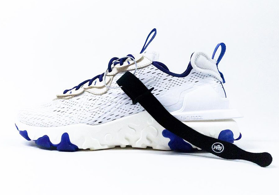 Yeti Out Nike React Vision White 3