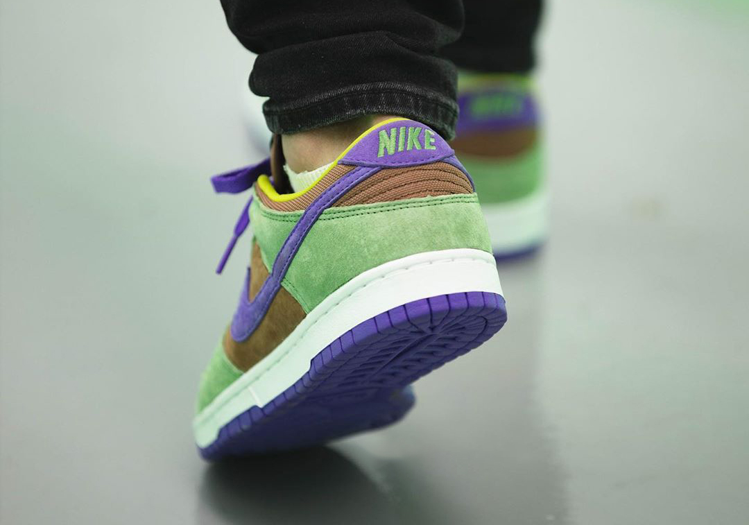 Nike Dunk Low Veneer Da1469 200 2