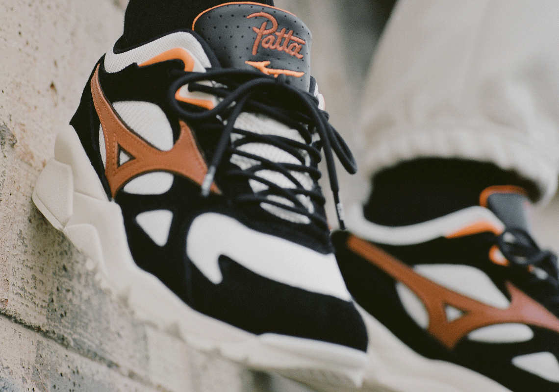 Patta Mizuno Sky Medal 1