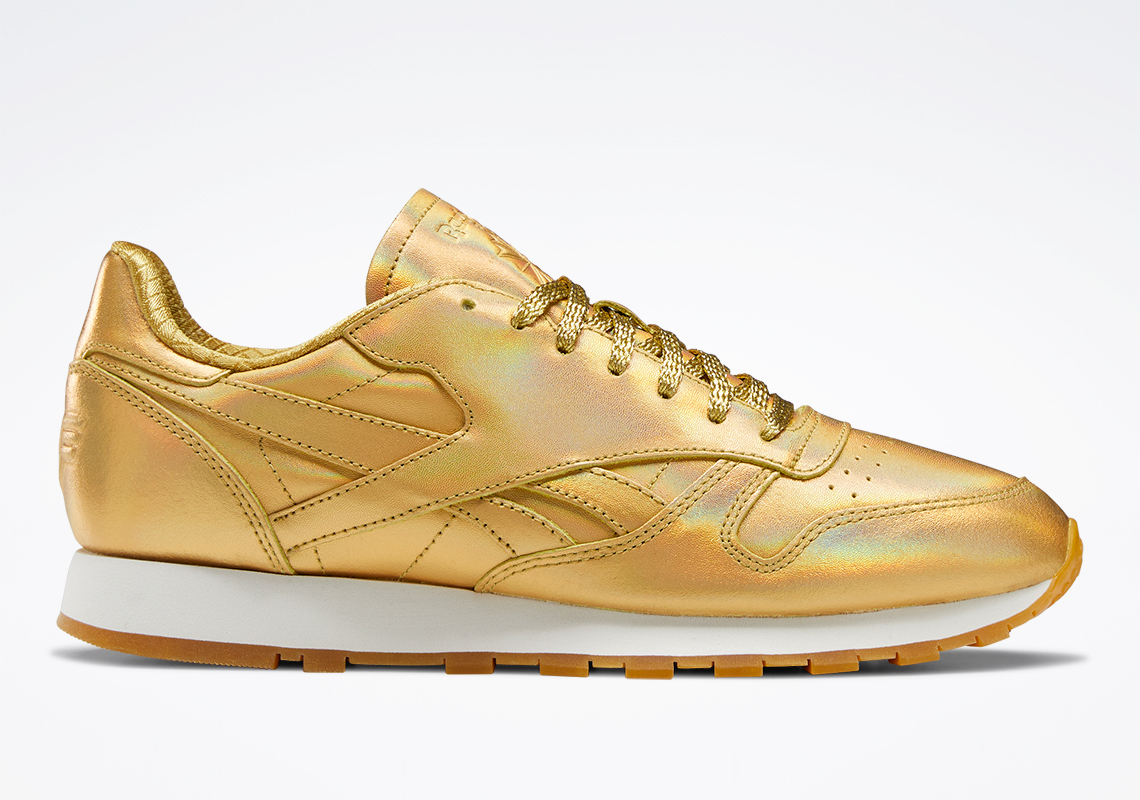 Reebok Classic Leather Wonder Woman Release Date 2