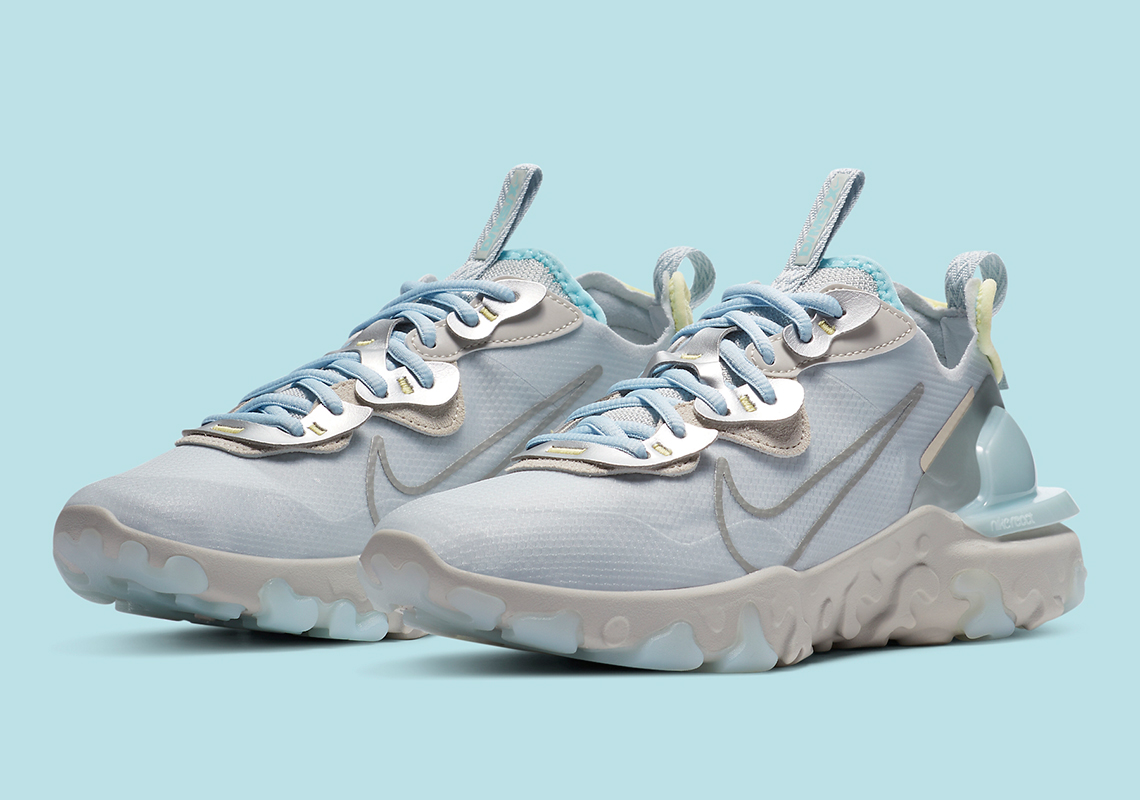 Nike React Vision "Celestine Blue" Arrives For Women