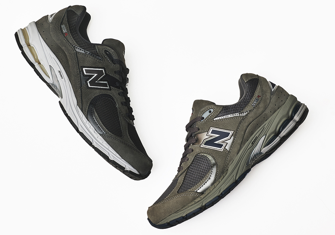 Streething New Balance 2002r Release Info 3