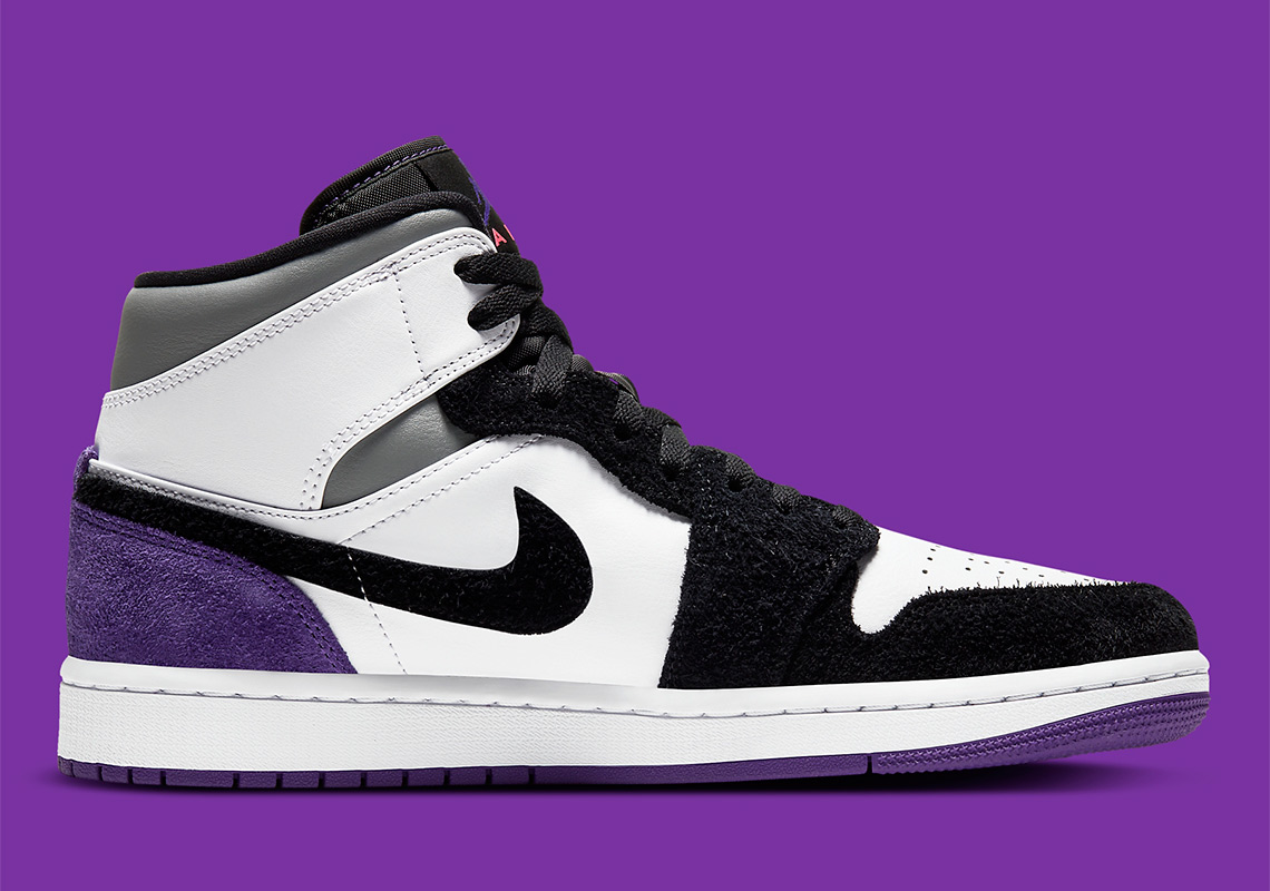 Air Jordan 1 Mid Se White Black Purple 852542 105 5