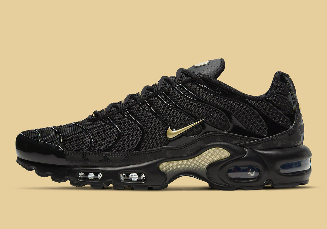 Nike Air Max Plus Black Gold Dc4118 001 2