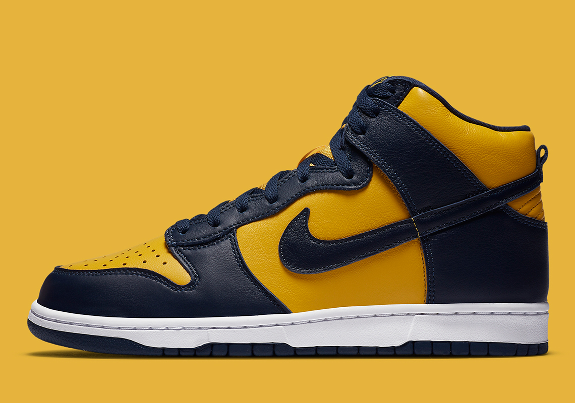 Nike Dunk High Michigan Cz8149 700 2