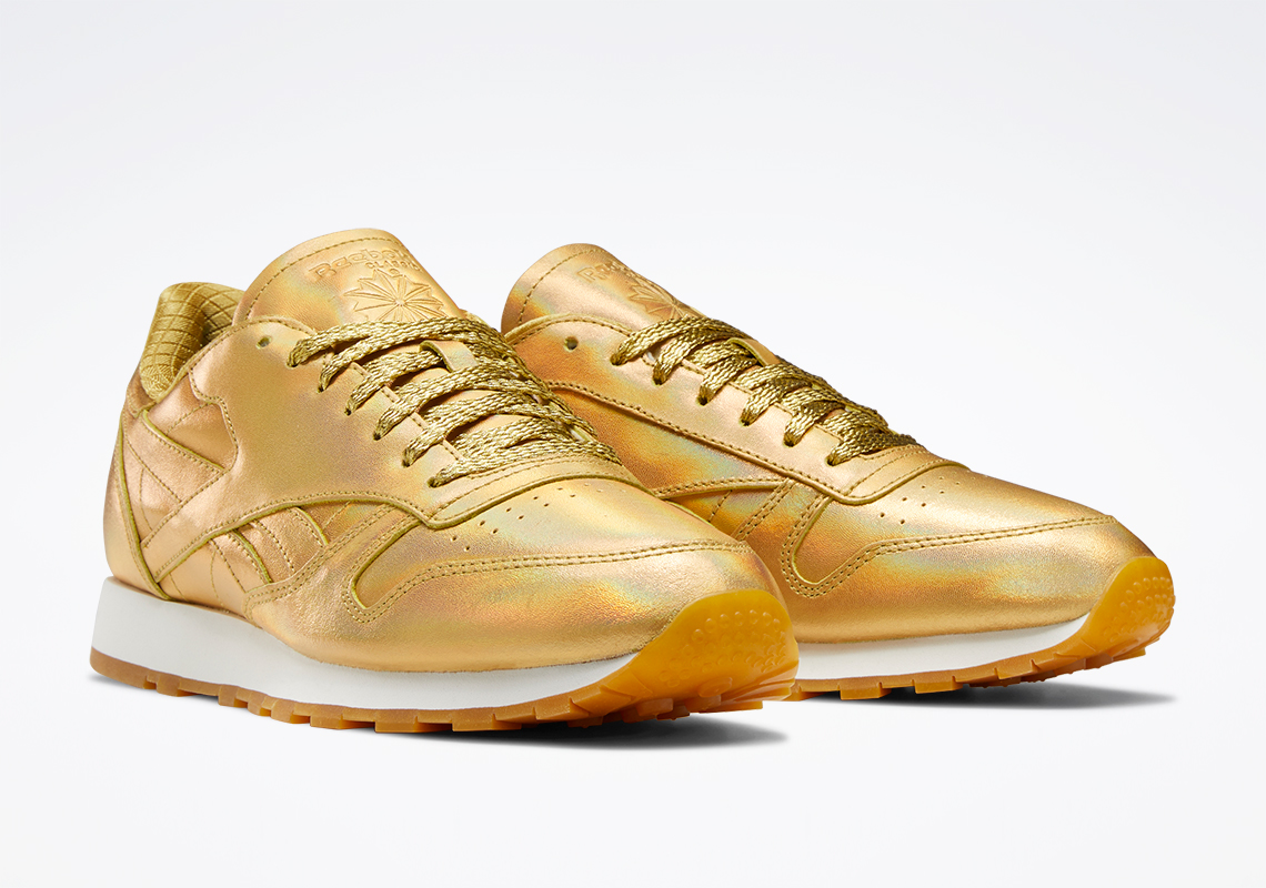 Reebok Wonder Woman Classic Leather Gold