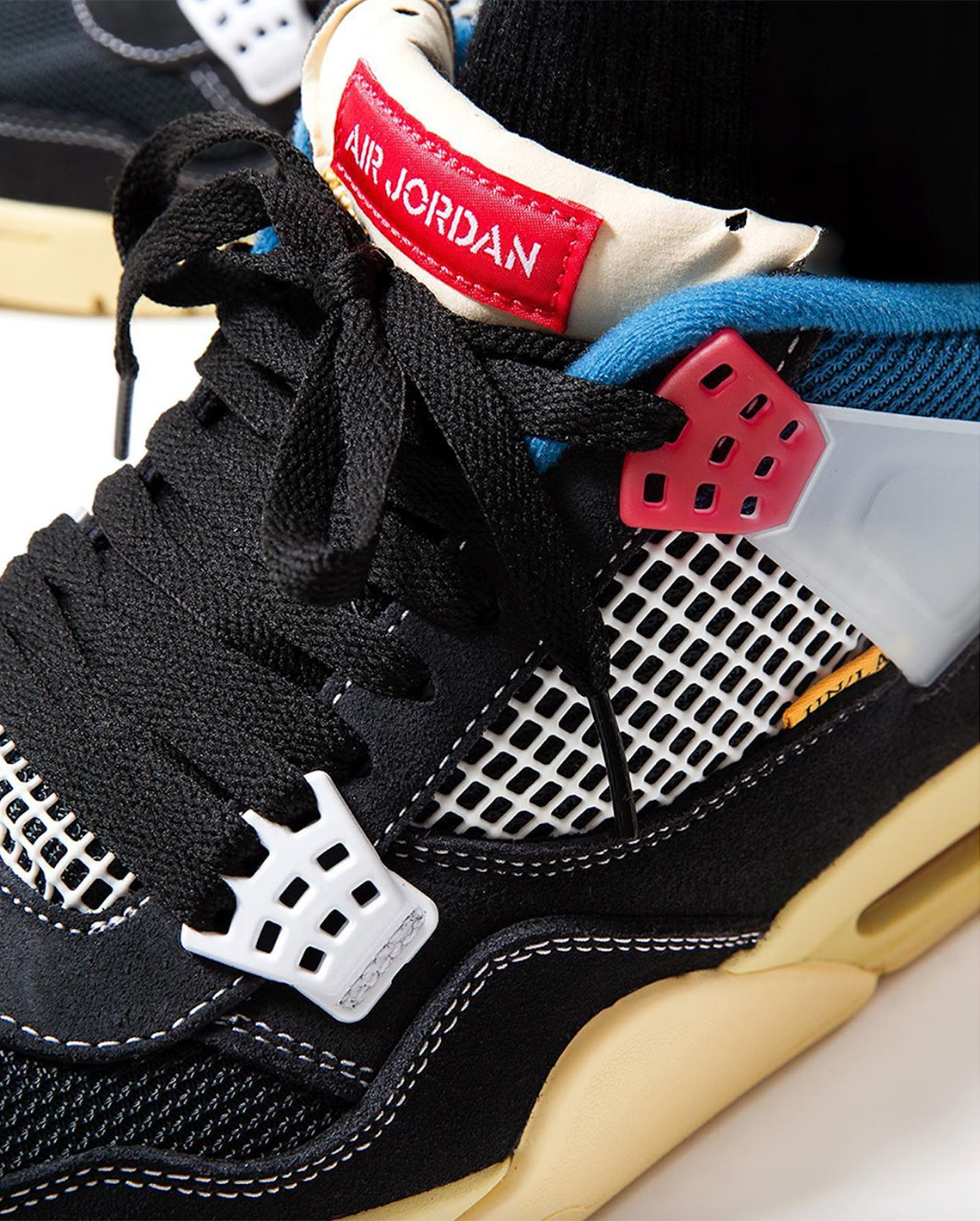 Union Jordan 4 Off Noir Store List 1