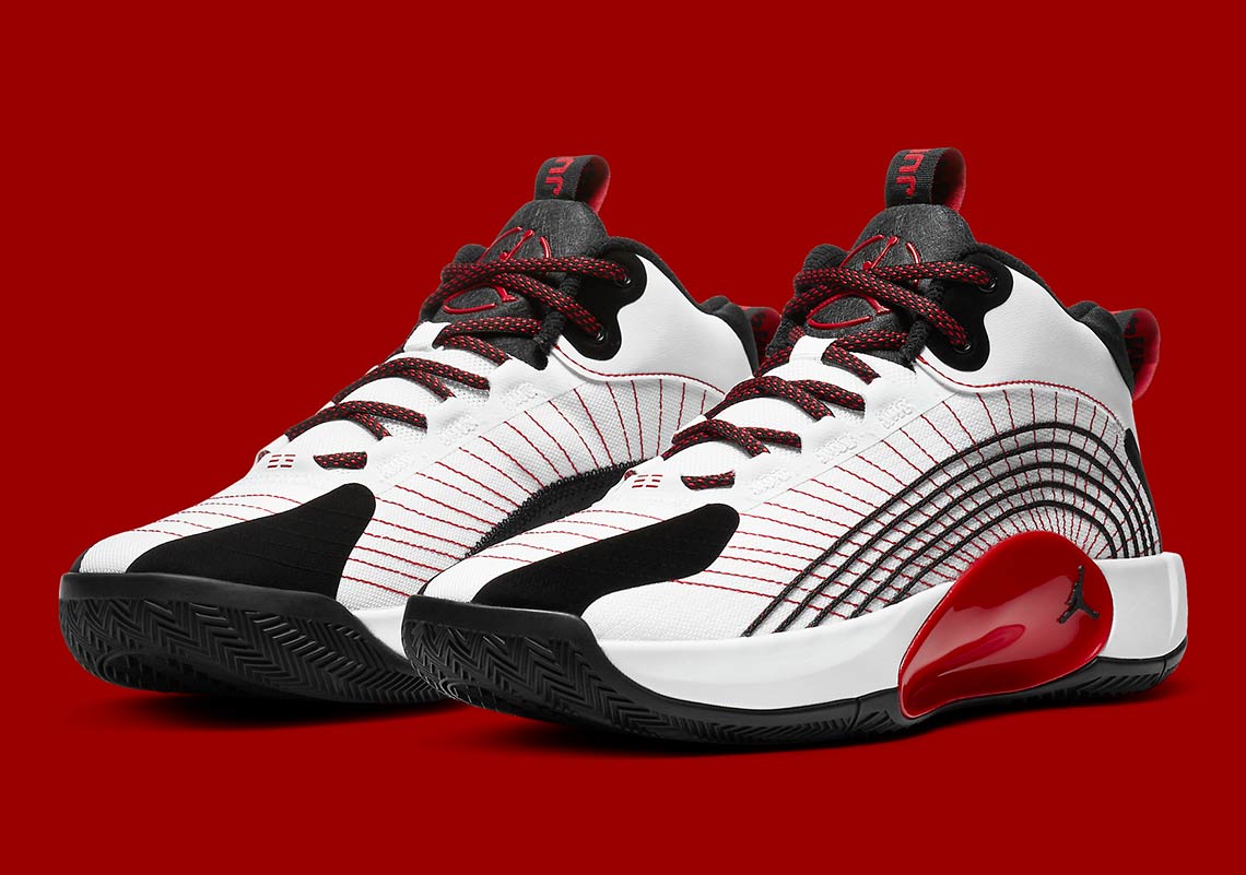 The Jordan Jumpman 2021 PF Kicks Things Off With Classic Chicago Colors