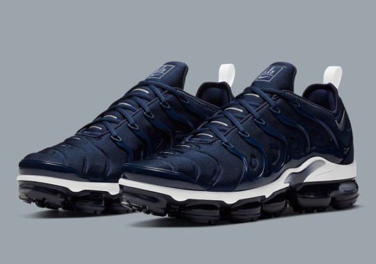 The Nike VaporMax Plus “Midnight Navy” Reappears Four Years After Initial Release