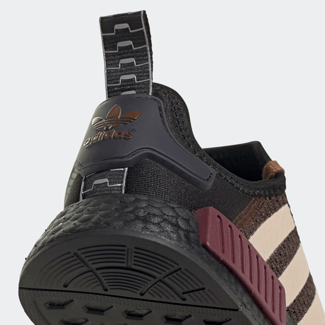 Adidas Nmd R1 Mandalorian Gz2745 3