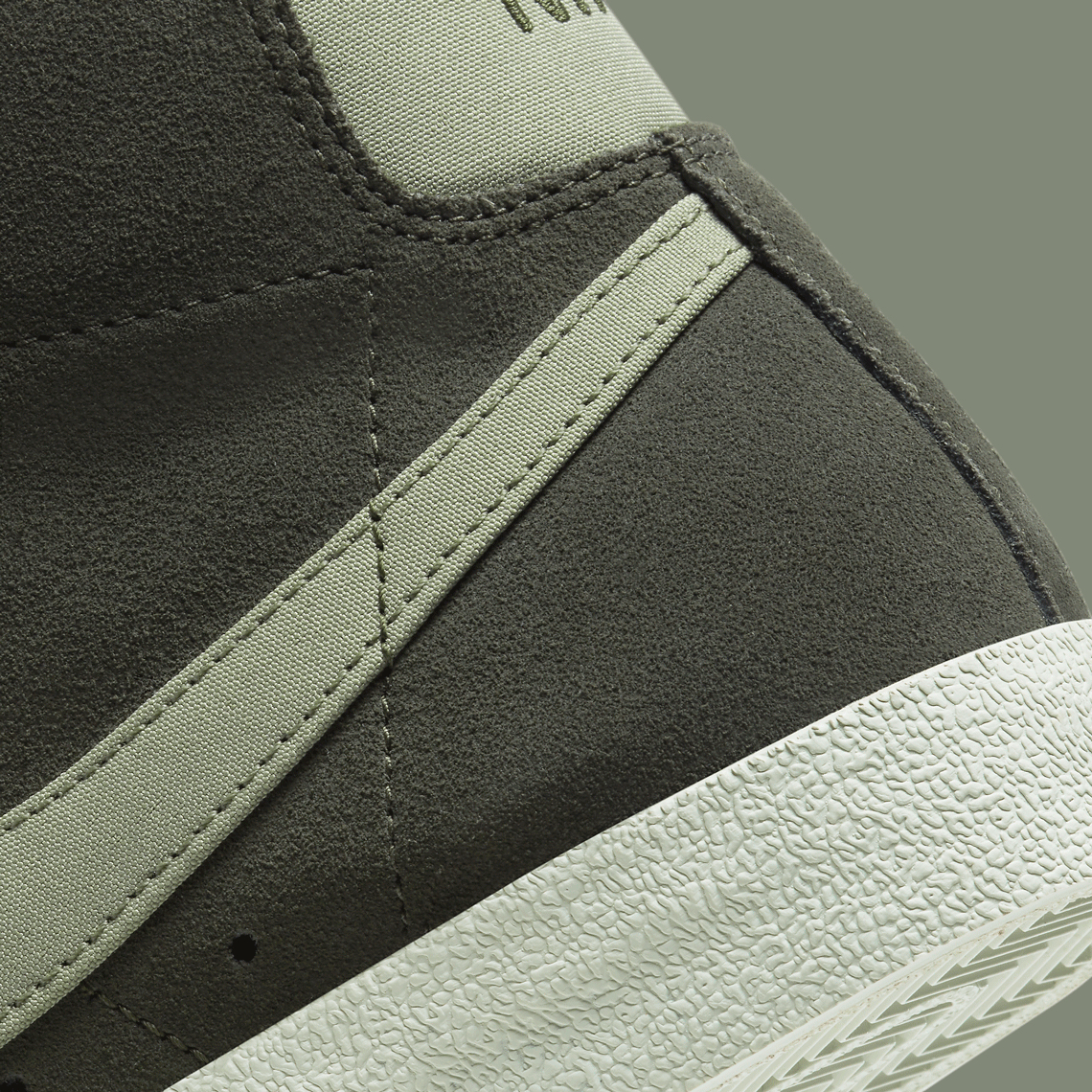 Nike Blazer Mid 77 Olive Nike Blazer Mid 77 Dh4271 300 4