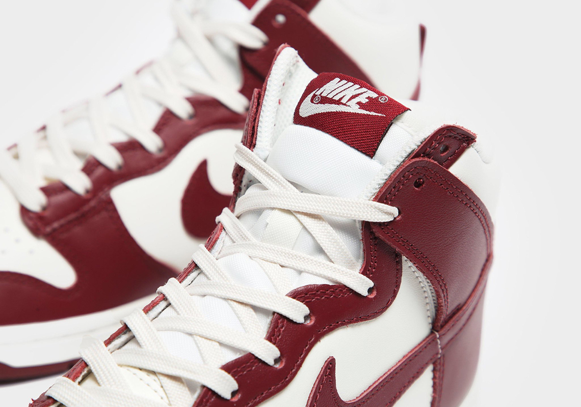 Nike Dunk High Team Red Wmns 1