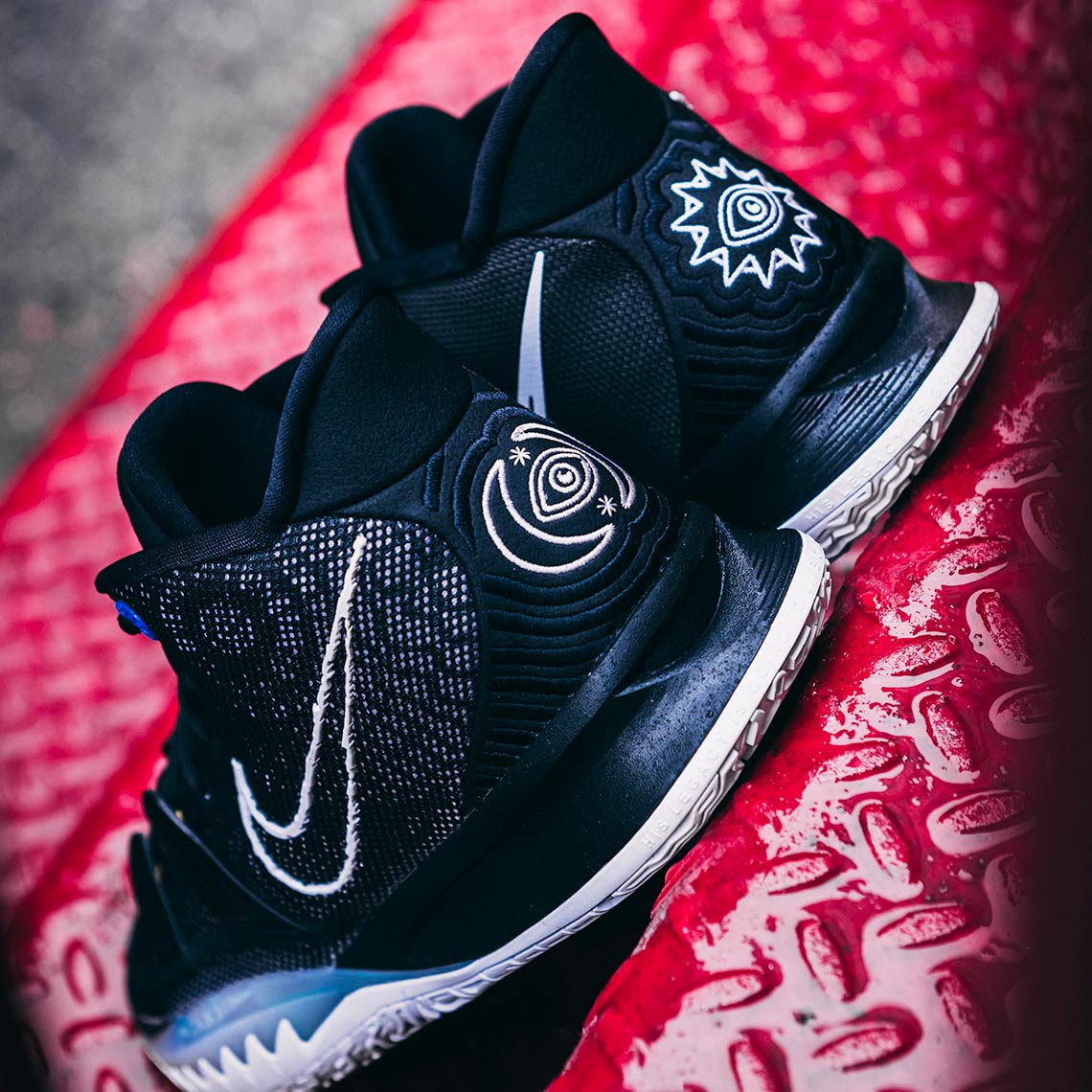 Nike Kyrie 7 Black White Beauty Shots 3