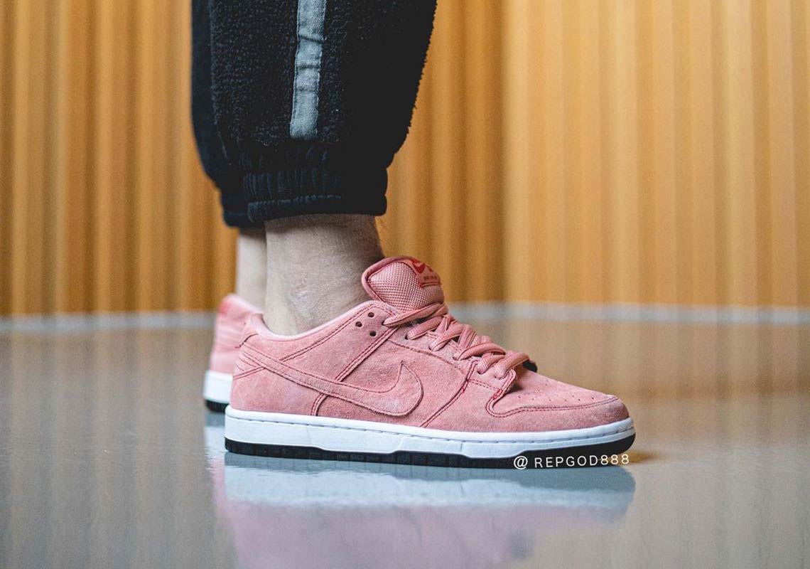 Nike Sb Dunk Low Pink Pig Photos 1