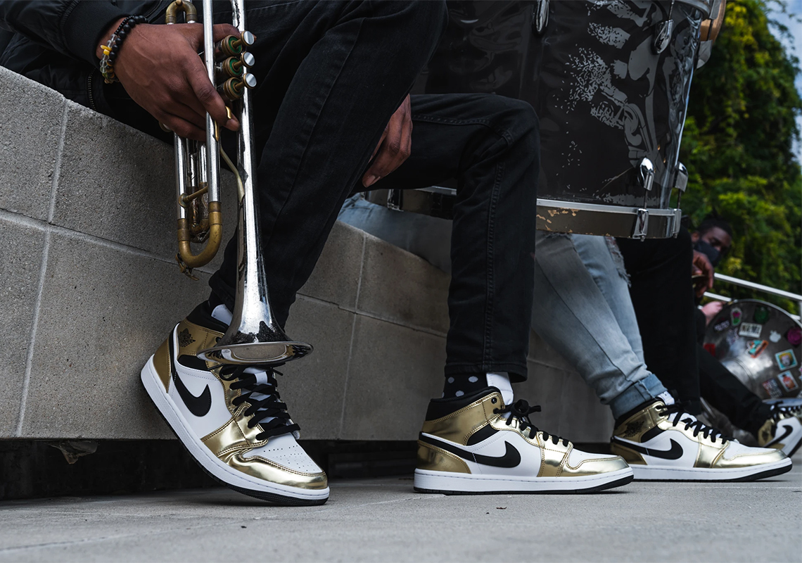 Aid Jordan 1 Mid Metallic Gold Release Reminder 4