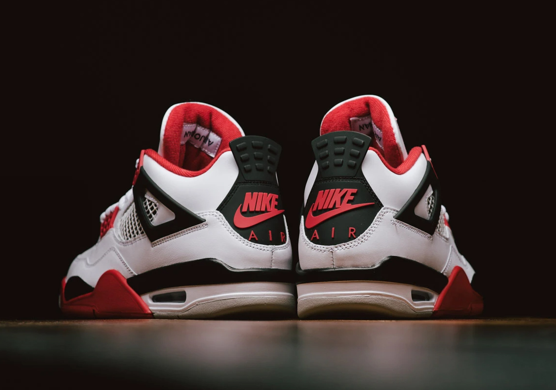 Air Jordan 4 Fire Red 2020 Release Reminder 3