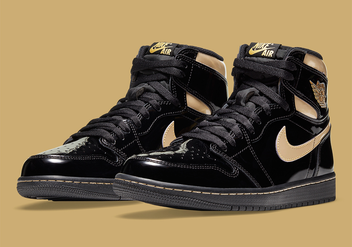 Jordan 1 Black Gold 555088 032 Release Date 5