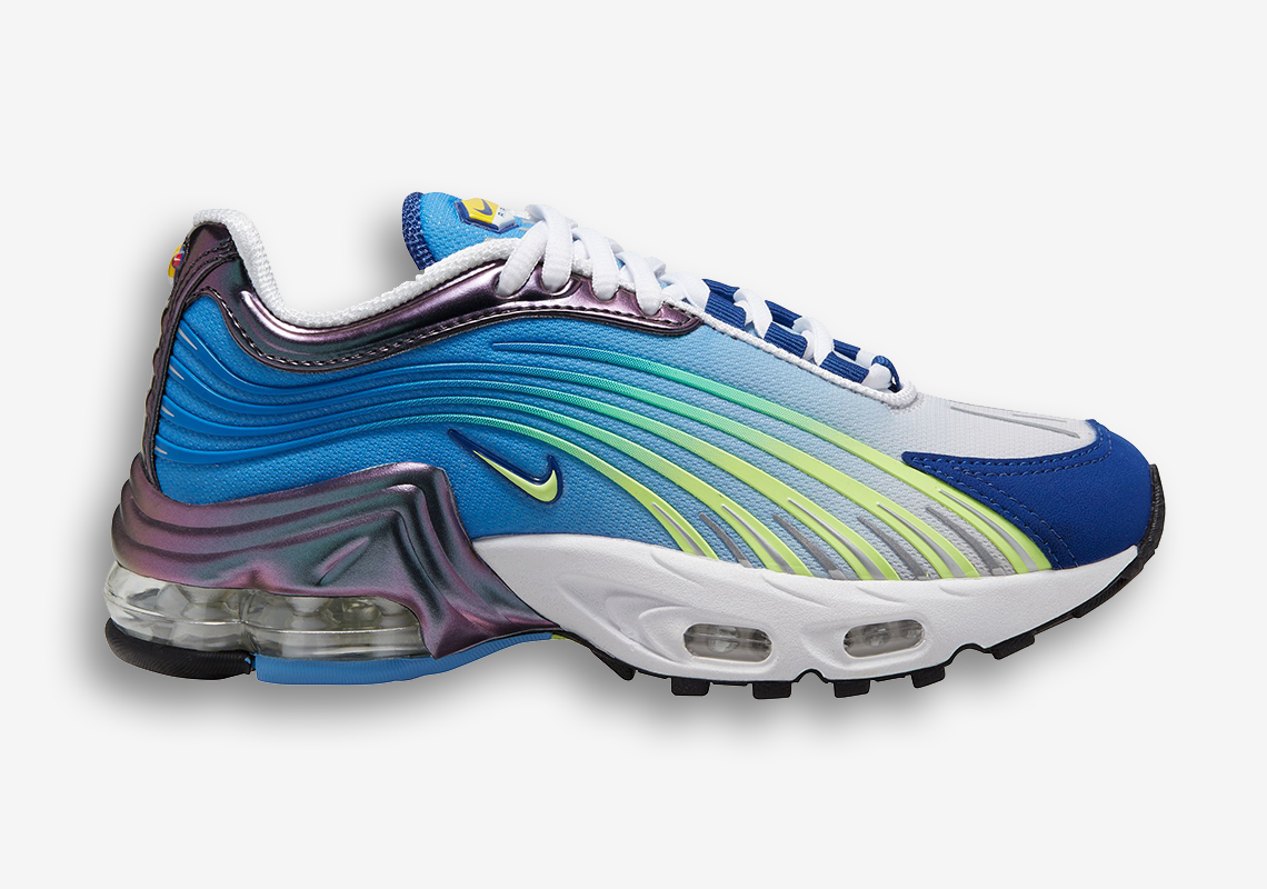 Nike Is Bringing Back The Air Max Plus II