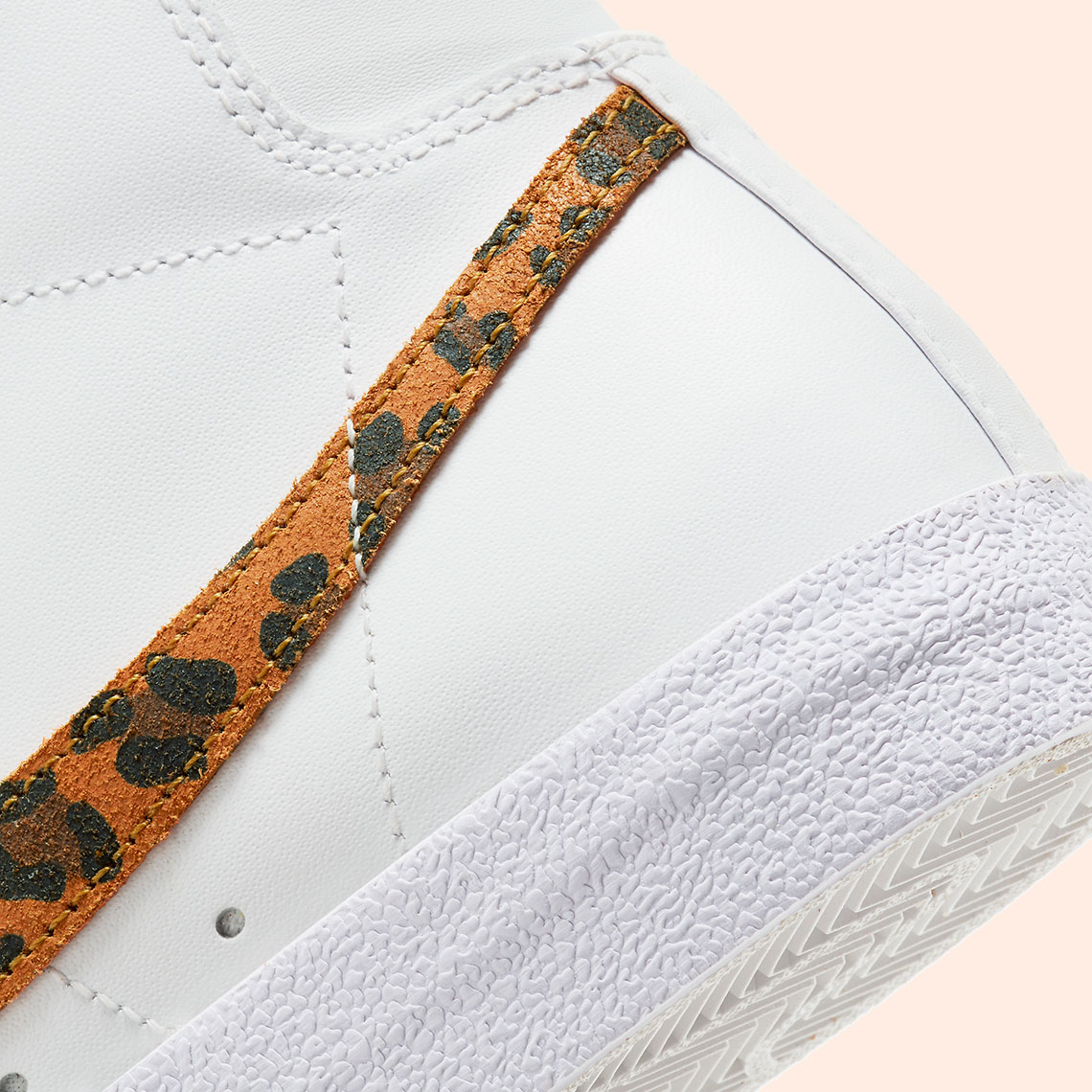 Nike Blazer Mid 77 White Leopard 4