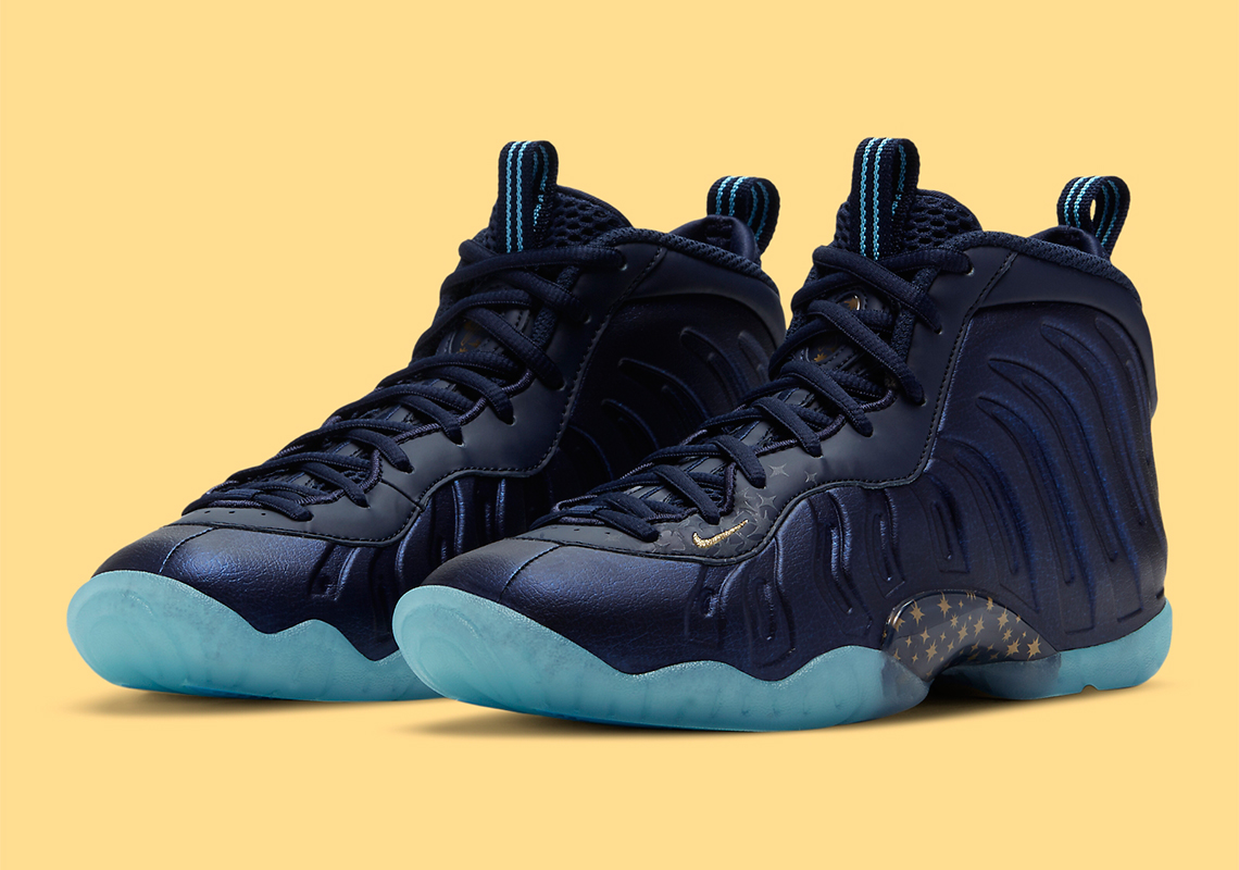 The Nike Little Posite In "Obsidian" Gets Dotted With Starry Gold Accents