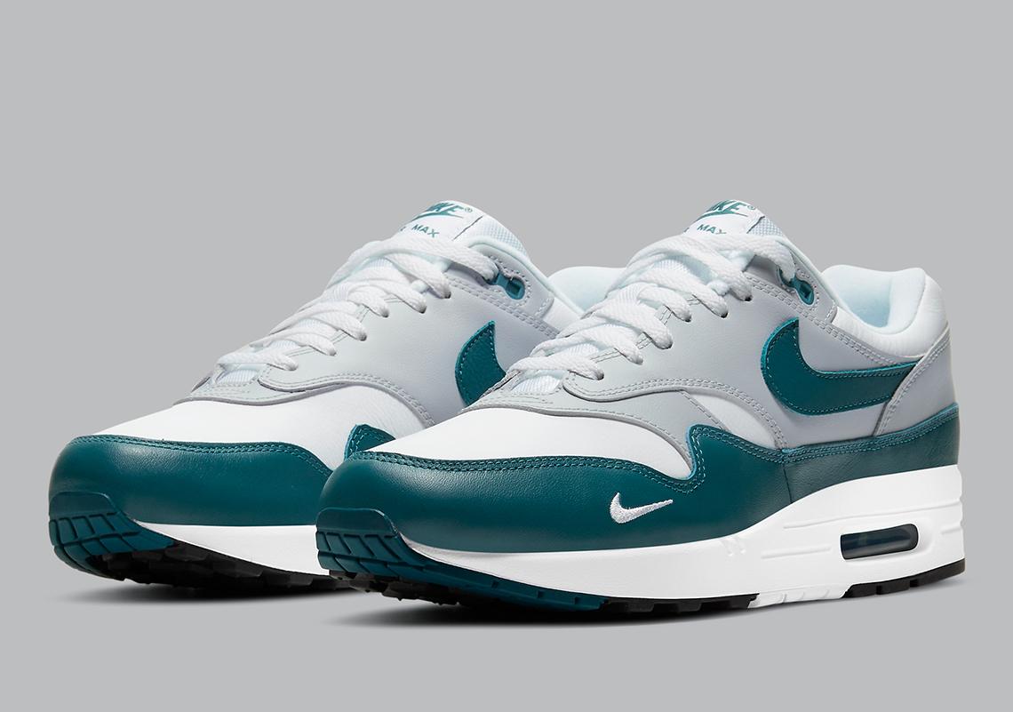 Nike Air Max 1 LV8 "Dark Teal Green" Arriving In Early 2021