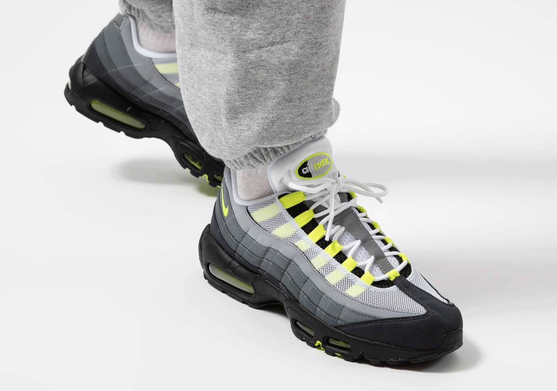 Nike Air Max 95 Ct1689 001 Neon 03