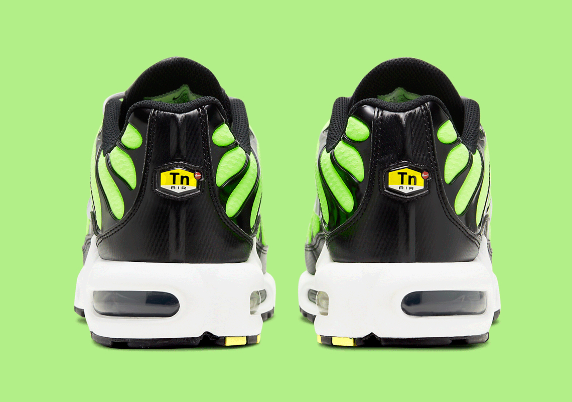 Nike Air Max Plus Cv8838 300 06