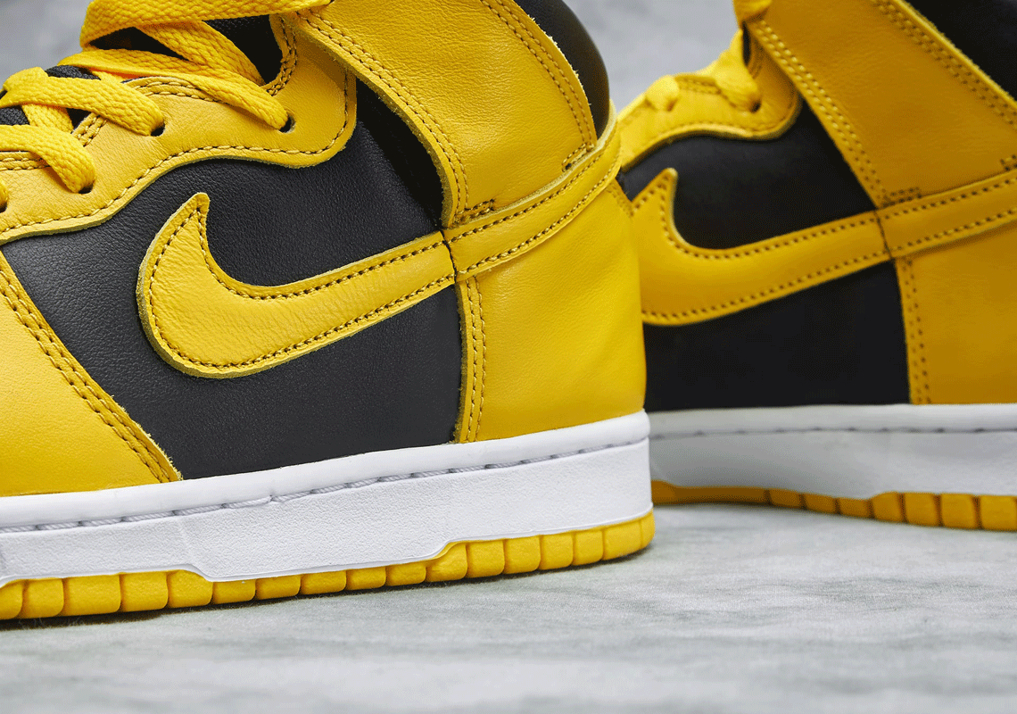 Nike Dunk High Varsity Maize Cz8149 002 1