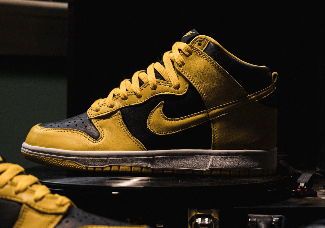 Nike Dunk High Varsity Maize Cz8149 002 2 1