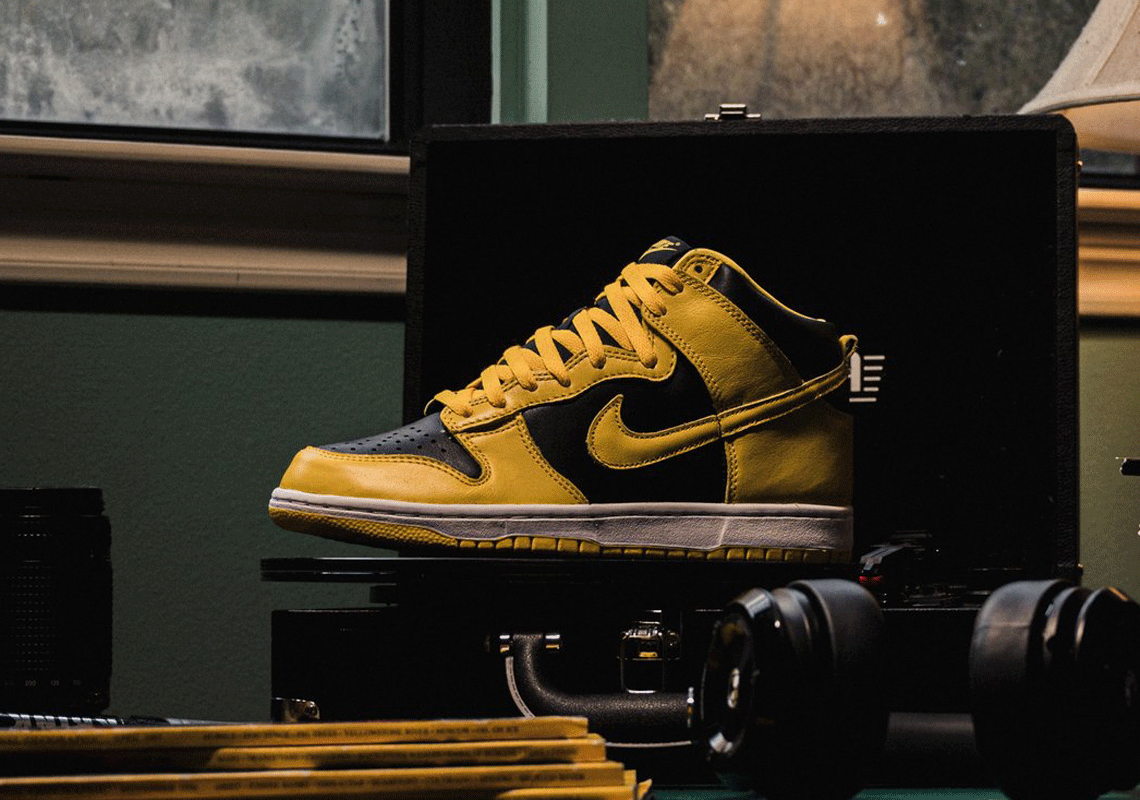 Nike Dunk High Varsity Maize Cz8149 002 3 1