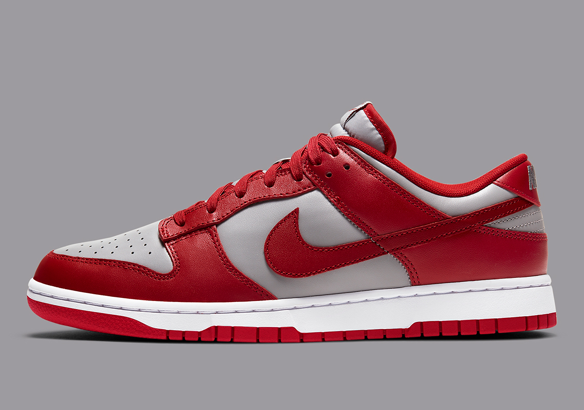 Nike Dunk Low Unlv Dd1391 002 1