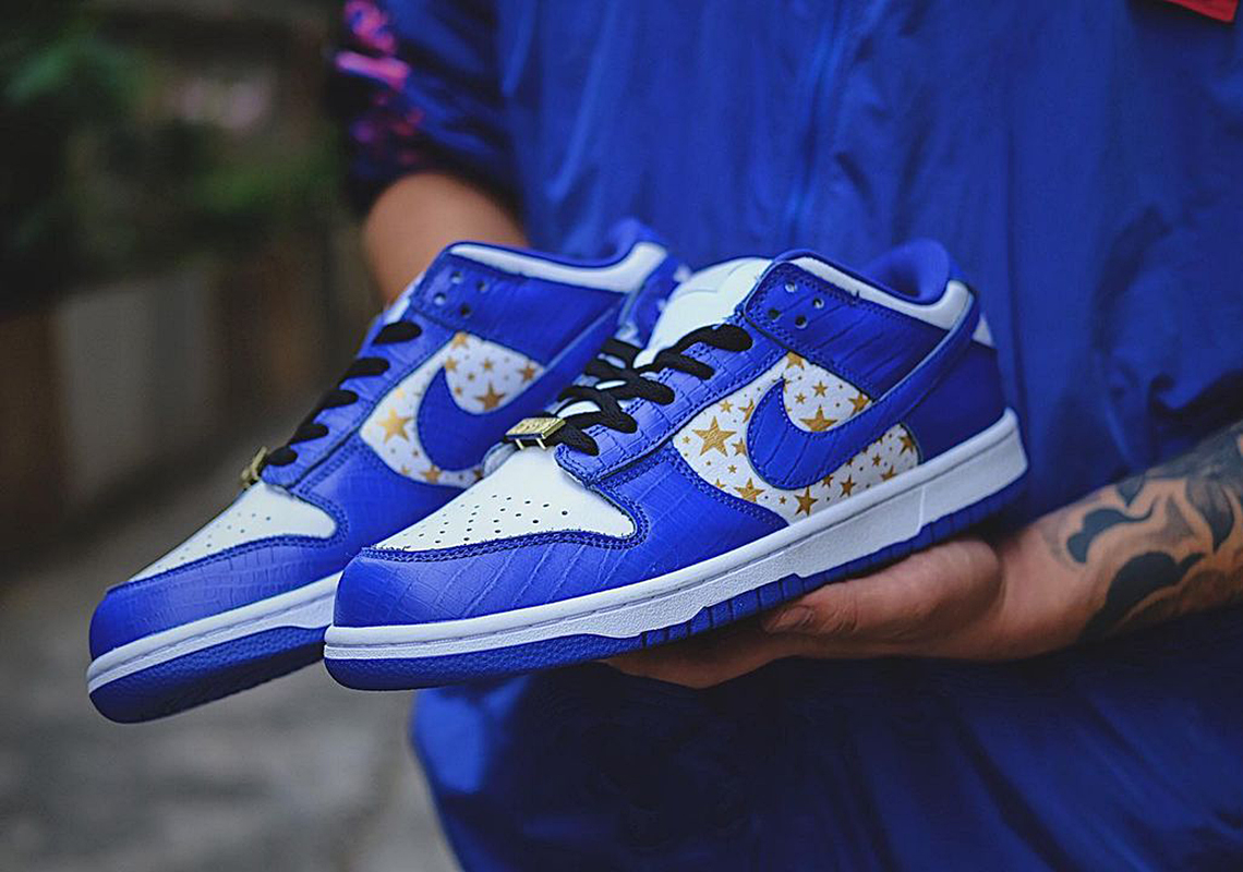 Detailed Look At The Supreme x Nike SB Dunk Low "Hyper Royal"