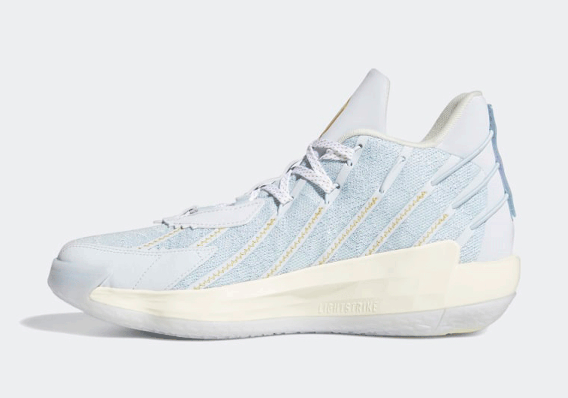 Adidas Dame 7 Christmas 2020 01