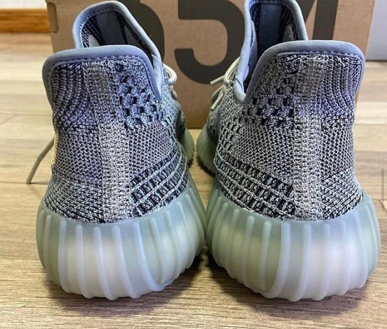 Adidas Yeezy Boost 350 V2 Ash Blue Photos 3