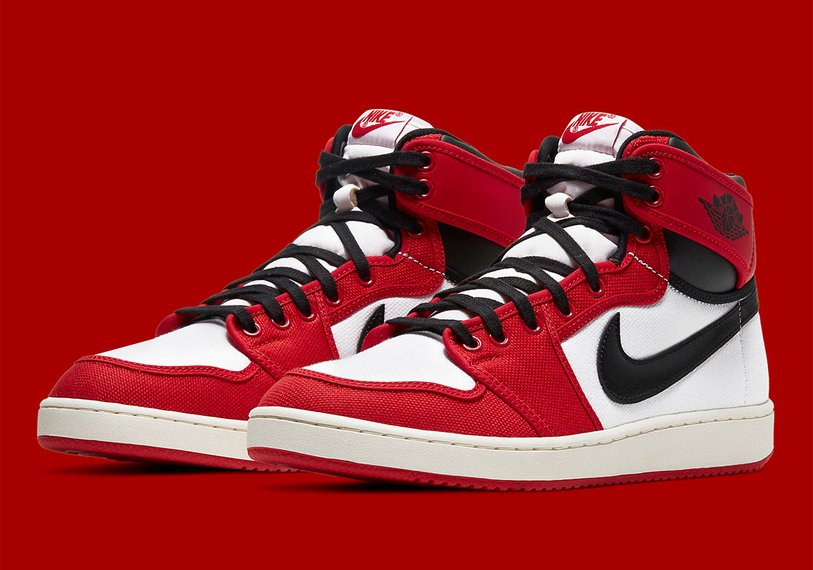 Official Images Of The Air Jordan 1 KO "Chicago"