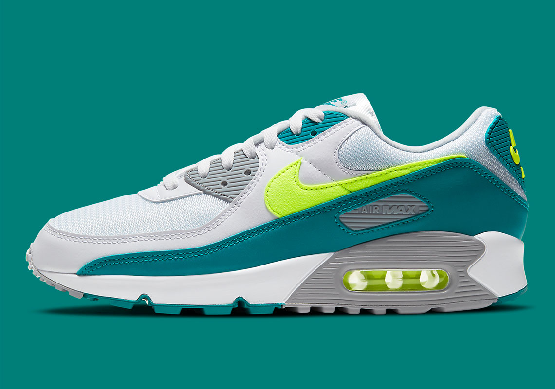 Nike Air Max 90 Spruce Lime Cz2908 100 1