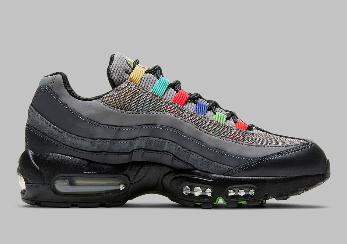 Nike Air Max 95 Se Light Charcoal University Red Black Dd1502 001 3