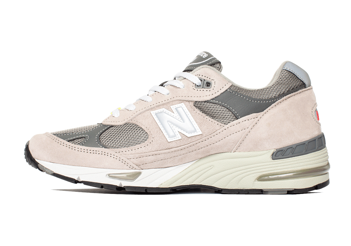 One Block Down New Balance 991 6