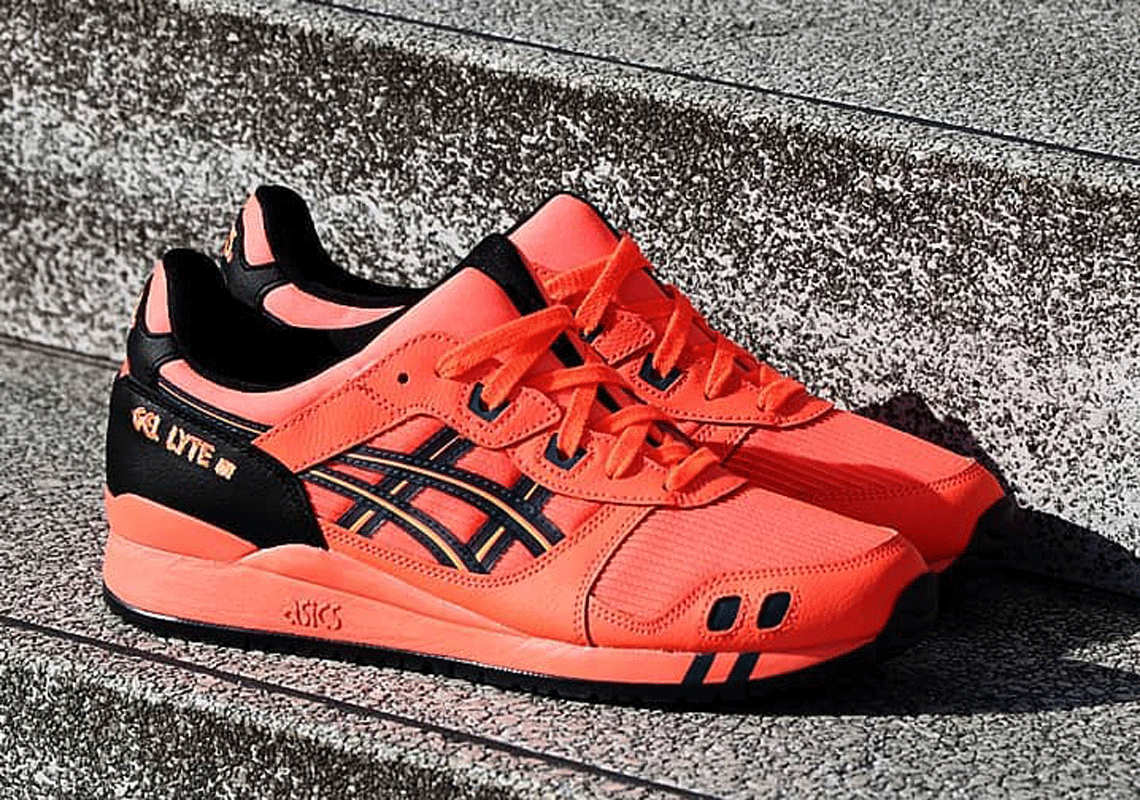 The Split-Tongue ASICS GEL-Lyte III Appears In “Sunrise Red”