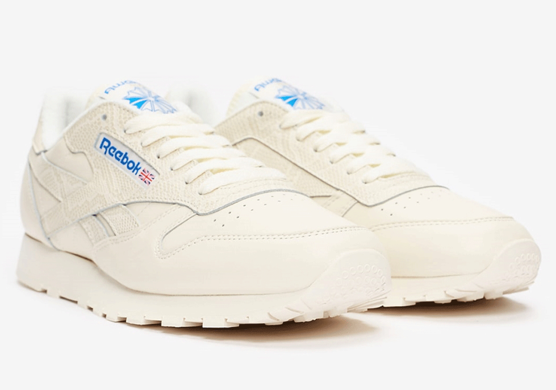 Awake Reebok Classic Leather 2021 02