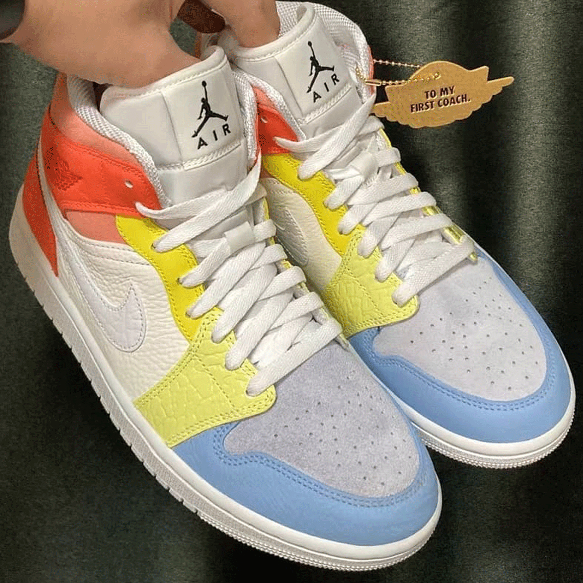 Air Jordan 1 Mid W Tmfc 2021 01