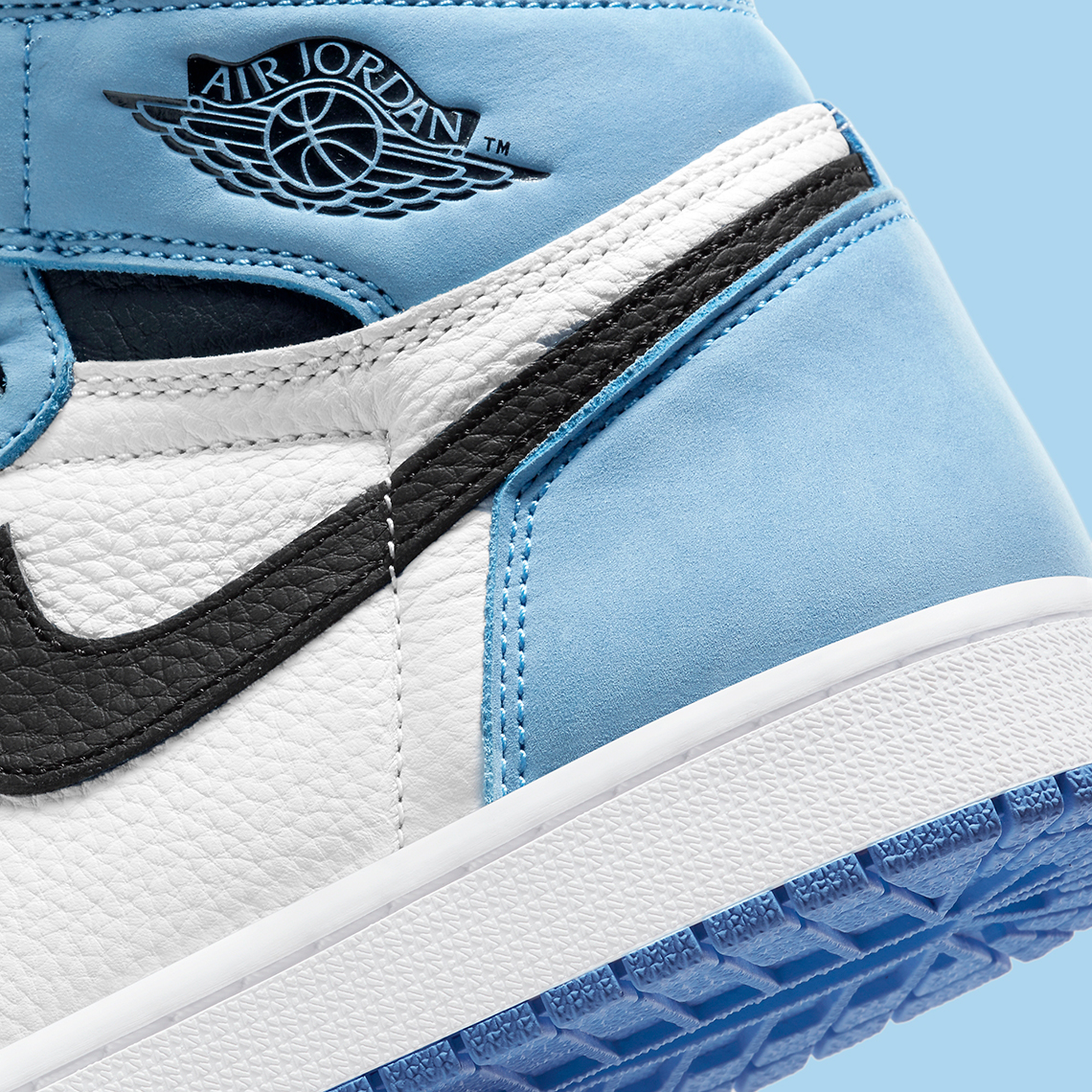 Air Jordan 1 University Blue 555088 134 7