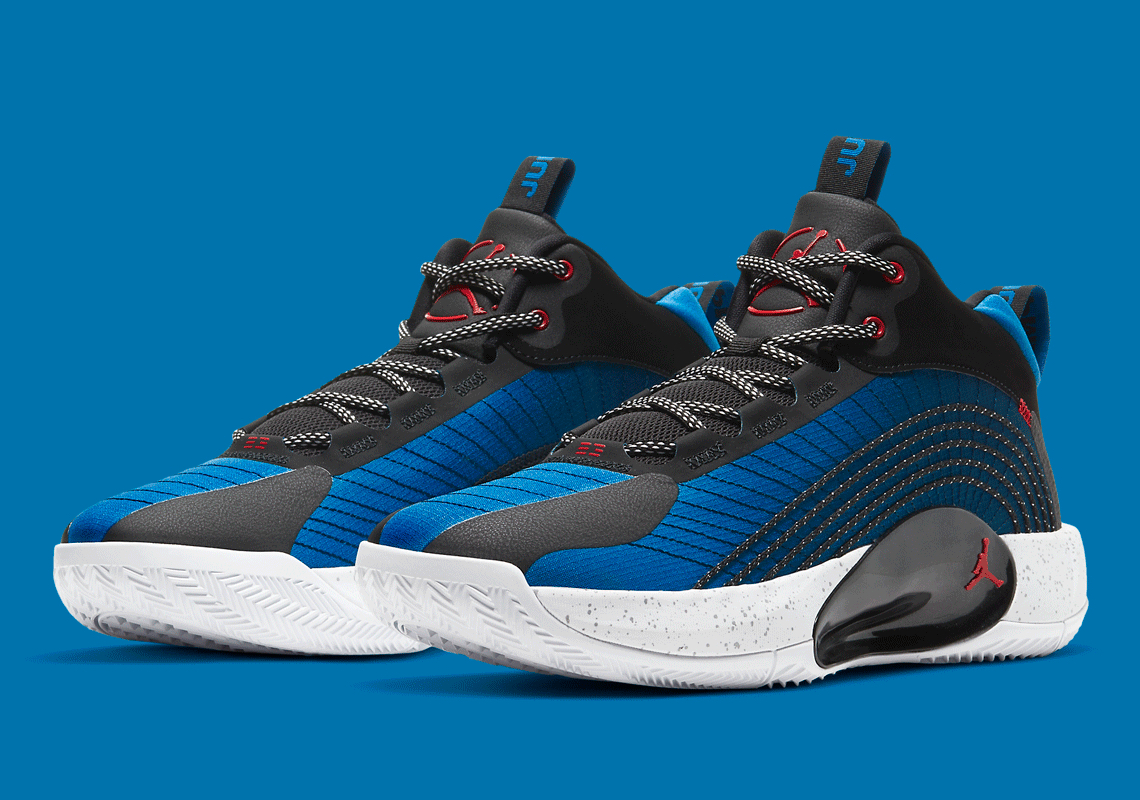 A Classic "True Blue" Look Appears On The Jordan Jumpman 2021 PF