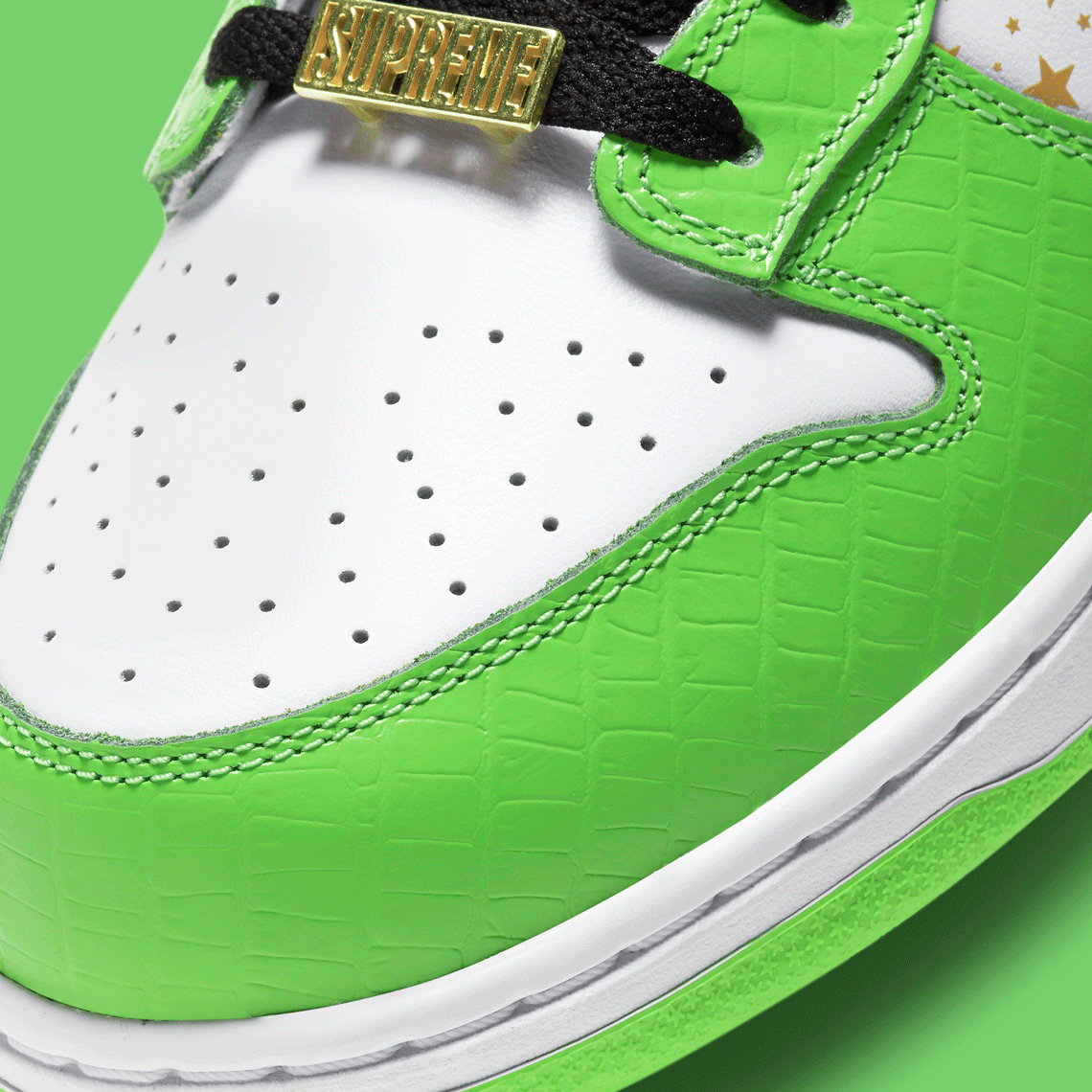 Supreme Nike Sb Dunk Low Green Dh3228 101 08