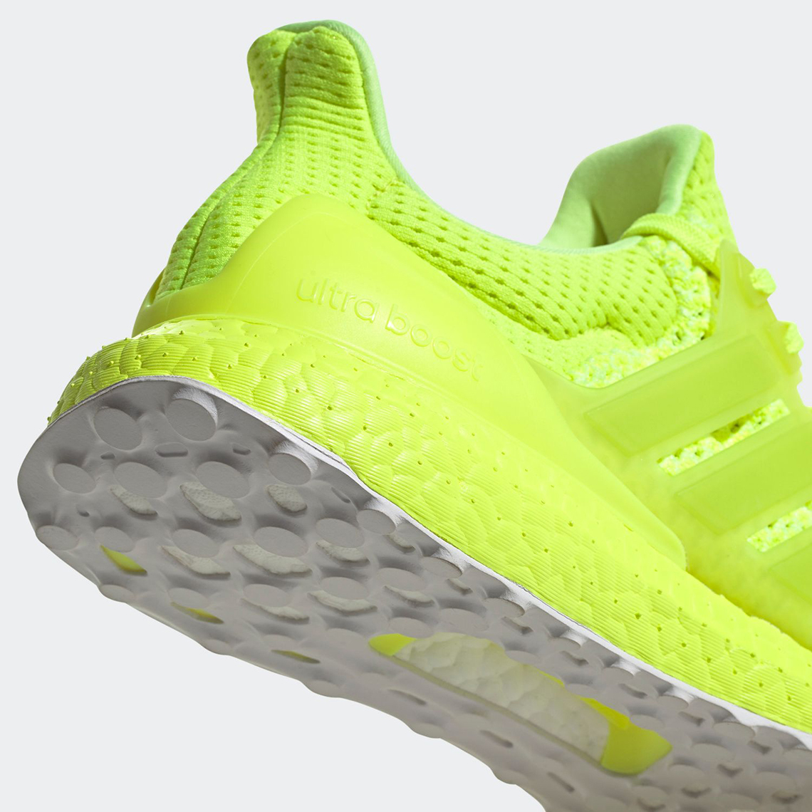 Adidas Ultra Boost Fx7977 Solar Yellow 1