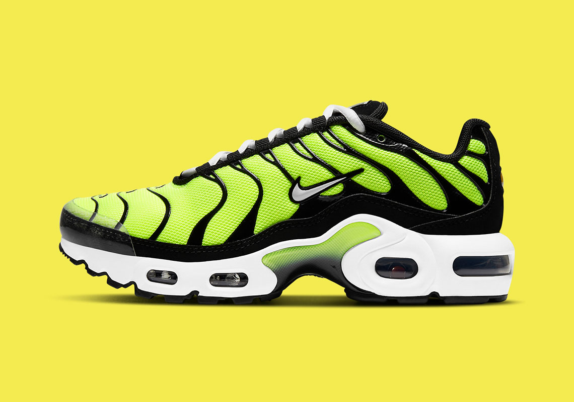 Nike Air Max Plus Gs Hot Lime Cd0609 301 4