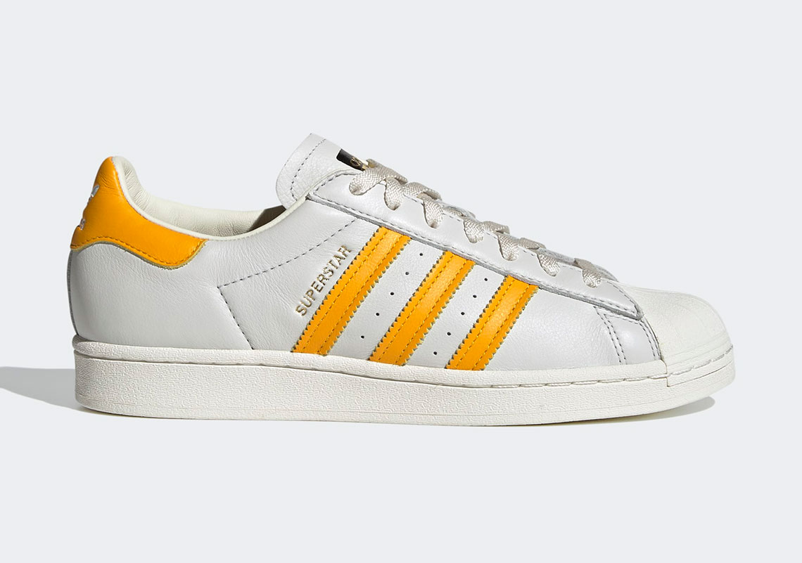 Adidas Superstar Off White Collegiate Gold H68170